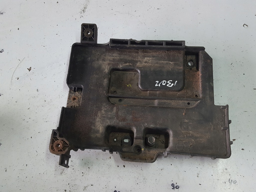 фото №1, Hyundai i30 ii 12-16r основание аккумулятор