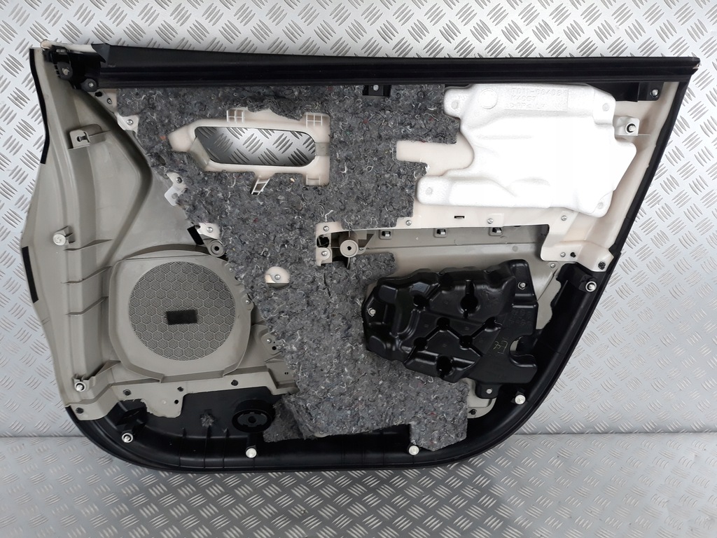 фото №9, Обшивка обивка дверь левый перед mazda cx-9 2006-2015r