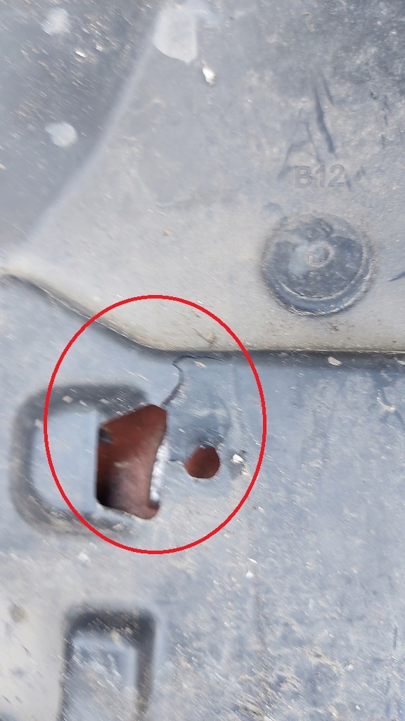 фото №14, Підкрилок лівий перед toyota yaris cross 21-