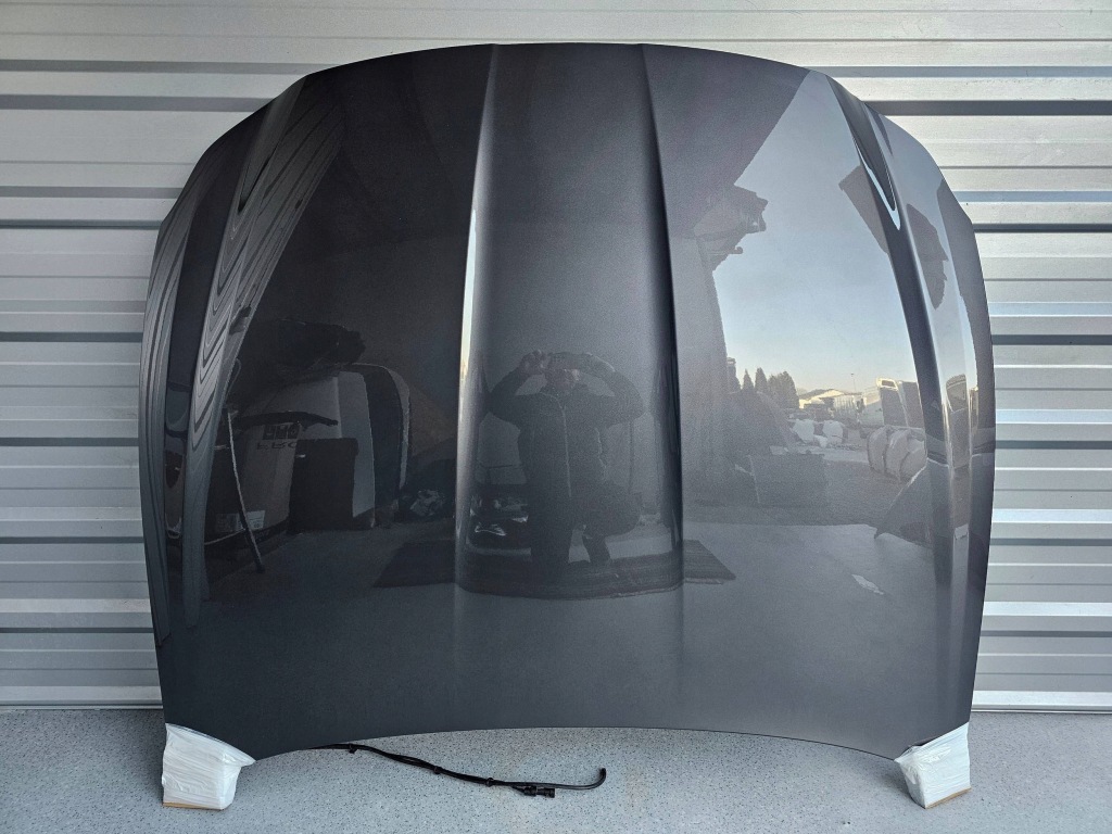 Купити Maserati quattroporte vi капот комплектна ідеальна 571/a