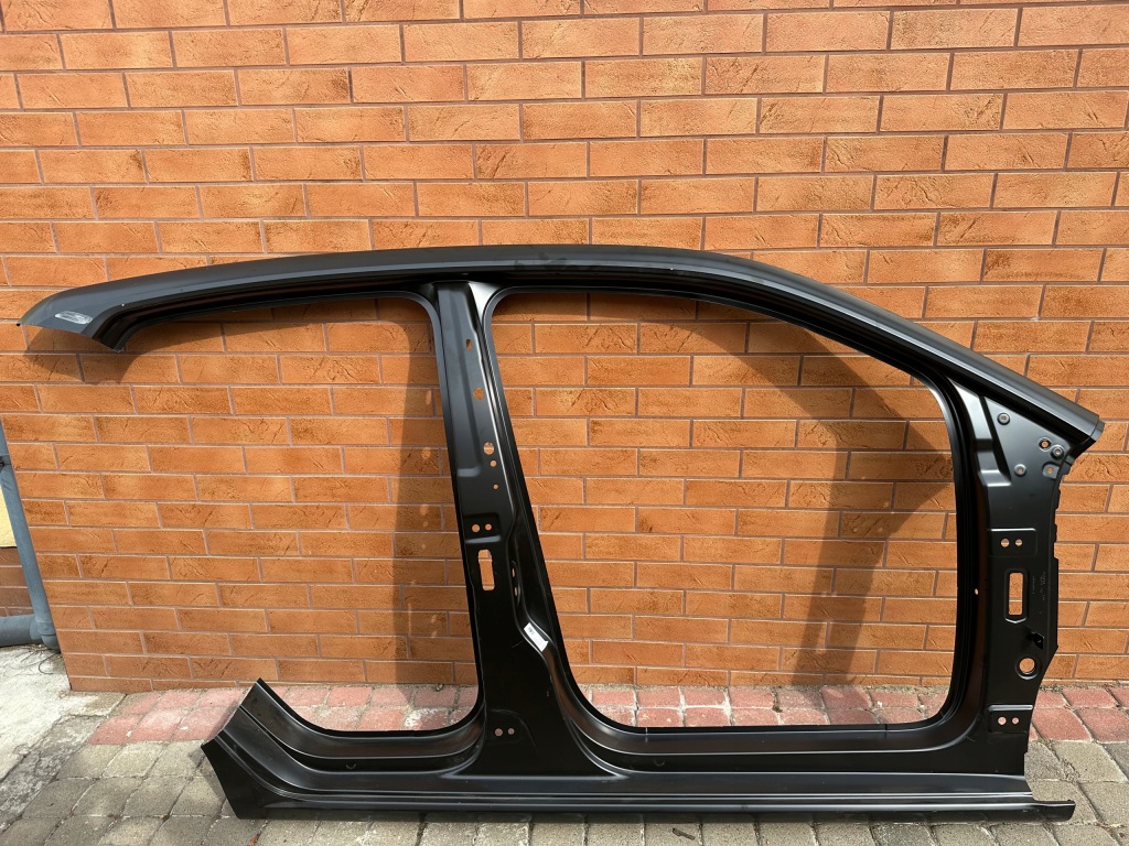 фото №1, Порог блок двигателя правый vw up citigo mii 1s4809604