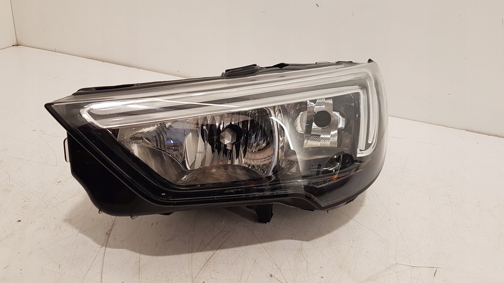 фото №3, Opel crossland x лампа левая перед обычная + led ladna