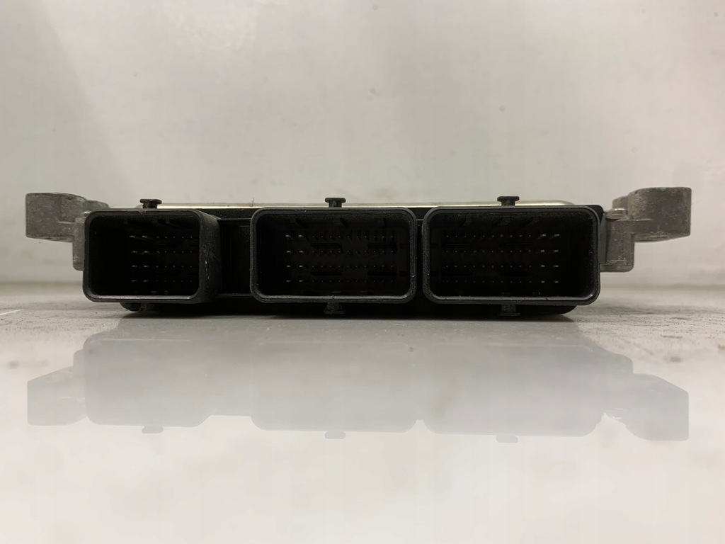 фото №4, Бортовий комп'ютер 237100914r 237101715r renault