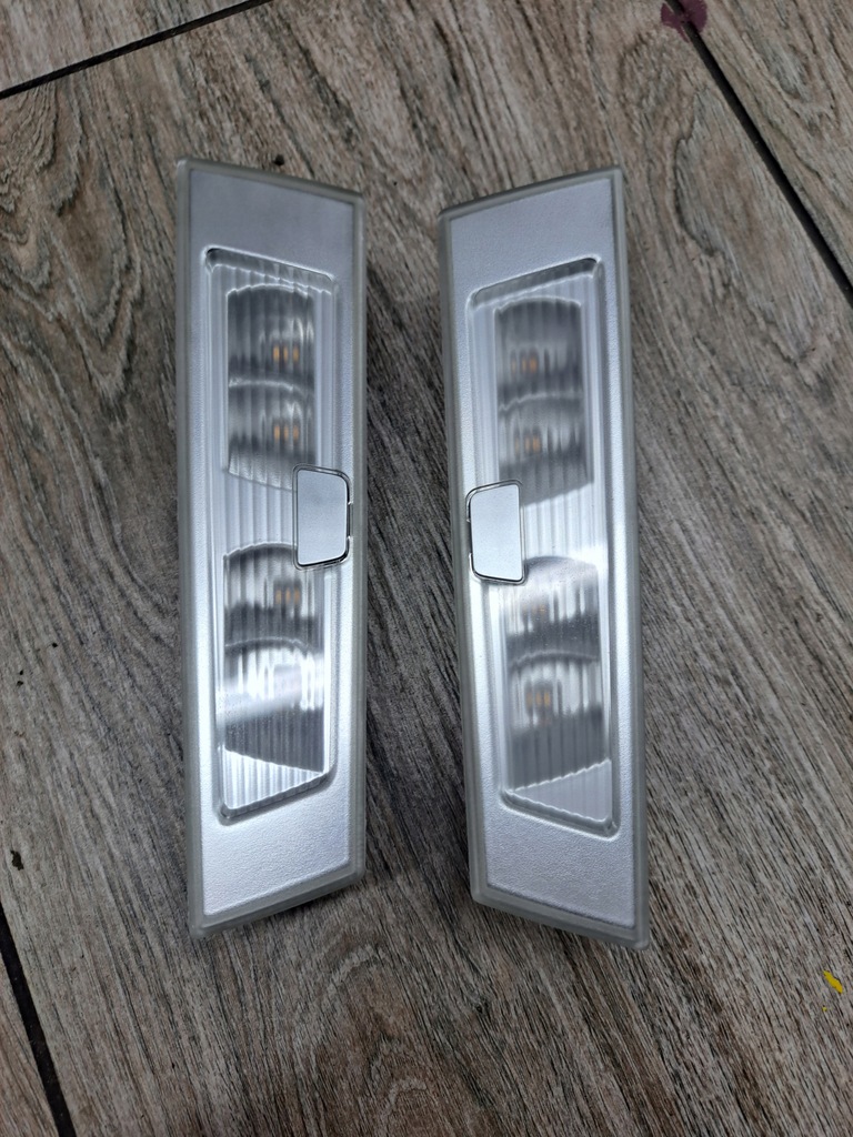 фото №1, Лампа внутренняя освещение кабины левая lub правая volvo fh 4 fh 5