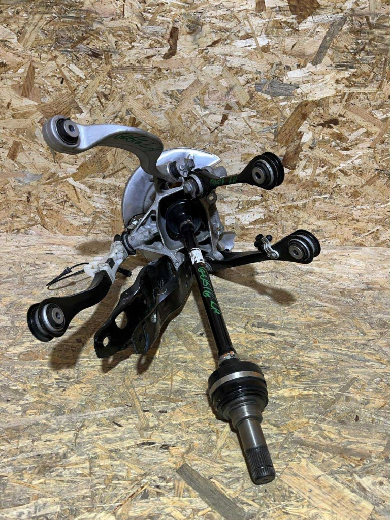 Поворотний кулак ступиця важелі привідний вал ліва задній bmw x5 g05 x6 g06 23r 8km 6876653 Київ