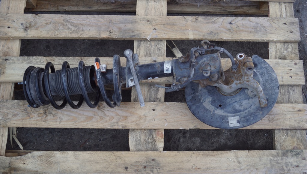 фото №7, Поворотный кулак правый перед ford mustang v gt 4.6 05-09