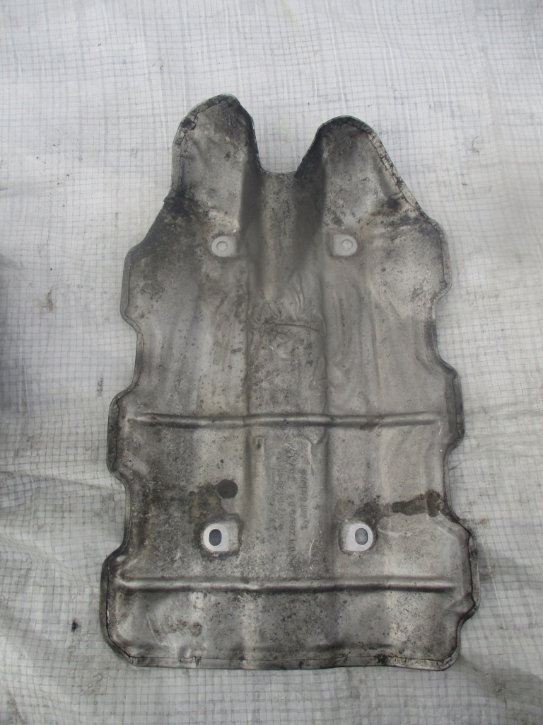 фото №1, Защита тепловая mercedes 4.0 w205 s63 c63 e63 amg