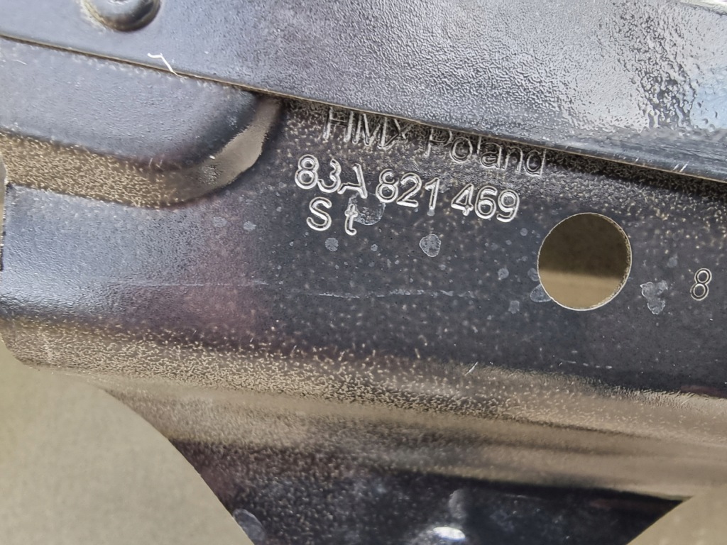 Купить Audi q3 83a 18- крыло  левое  перед передний 83a821469