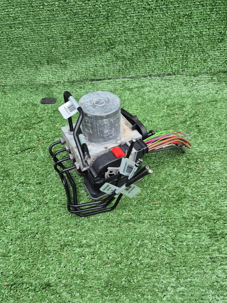 Купити Насос abs mercedes eqe a2239010413 a2149001807