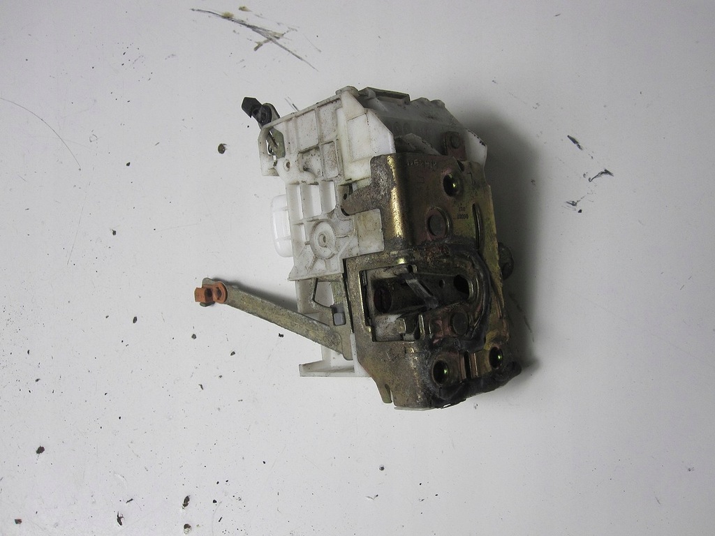 фото №7, Замок двері задній лівий toyota avensis 00r 2контакти