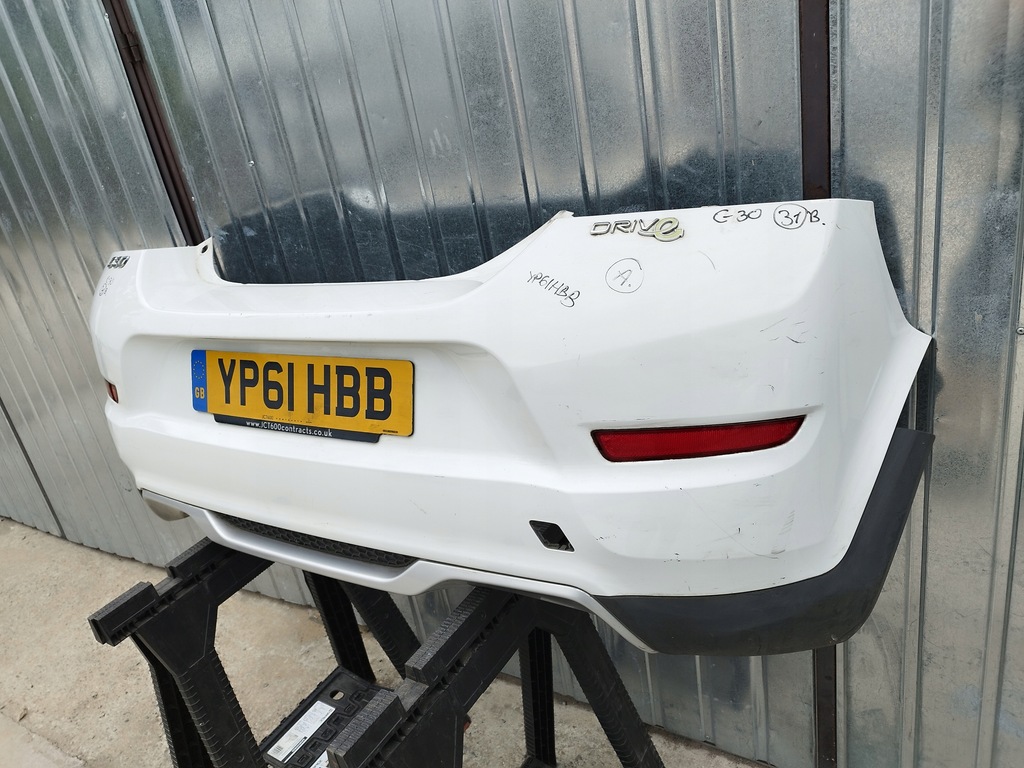 фото №8, Бампер задня задній r-design volvo c30 lift 2010-2012 колір 614-46