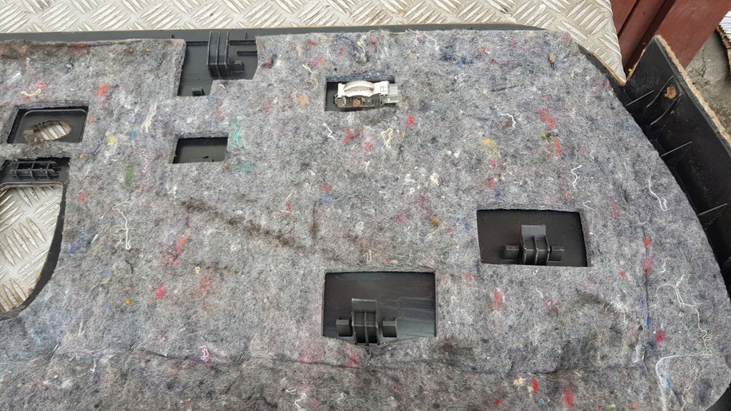 фото №14, Mercedes w211 оббивка кришки kombi a2117400770