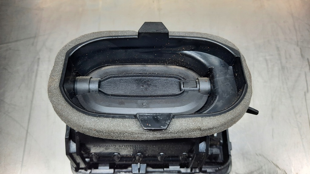 фото №8, Решётка обдув левая 30755183 volvo v70 iii s80 ii xc70 ii