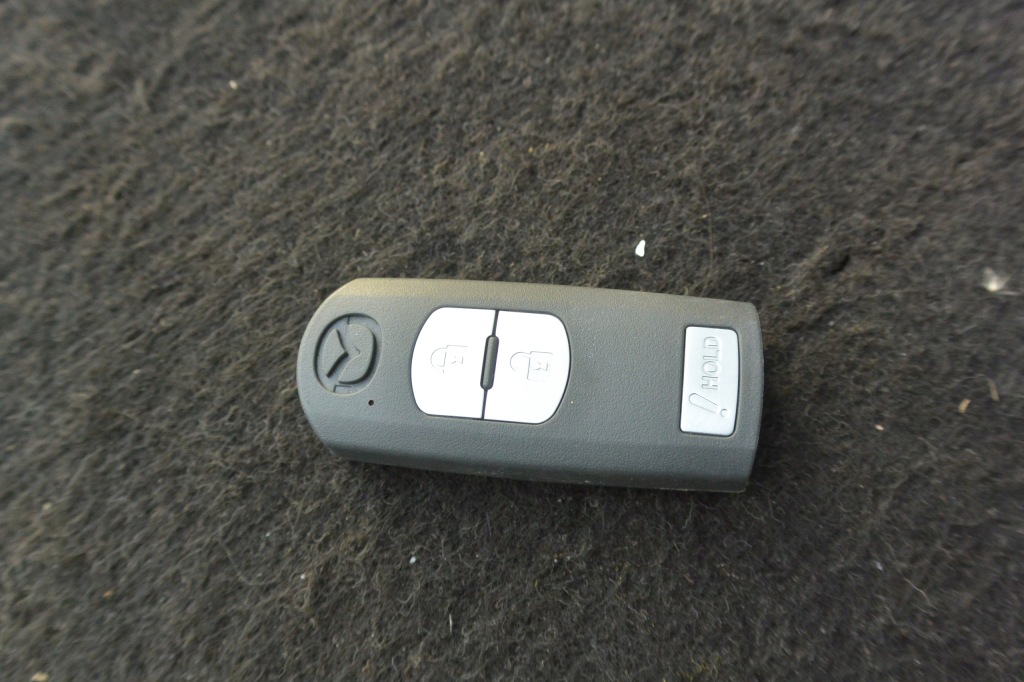 фото №1, Ключ kklucz keyless mazda 3 6 cx5 cx9 usa