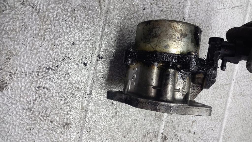 фото №2, Насос vacu mitsubishi space star 1.9did 01r