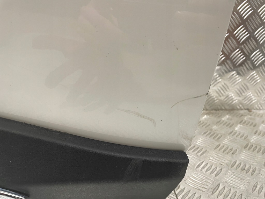 Купить Дверь правый  перед toyota rav4 v 070 white перламутр белый перламутр