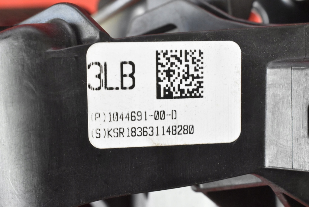 Педаль педалі гальмо автоматична коробка передач 1044691-00-d tesla model 3 17-21 Зі Шроту