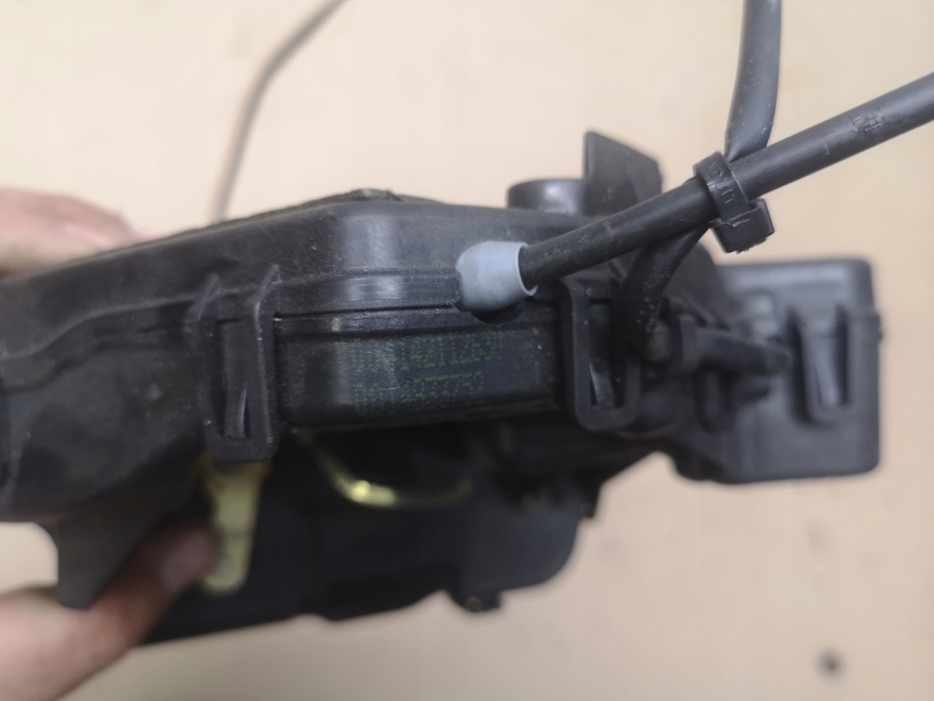 фото №5, Замок двері правий задній mercedes e-klasa w211 kombi