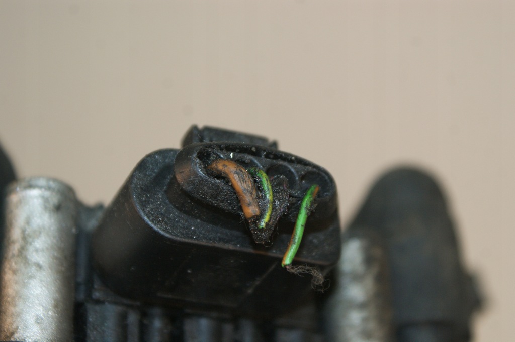 фото №12, Котушка запалювання audi a3 8l 06b905106a