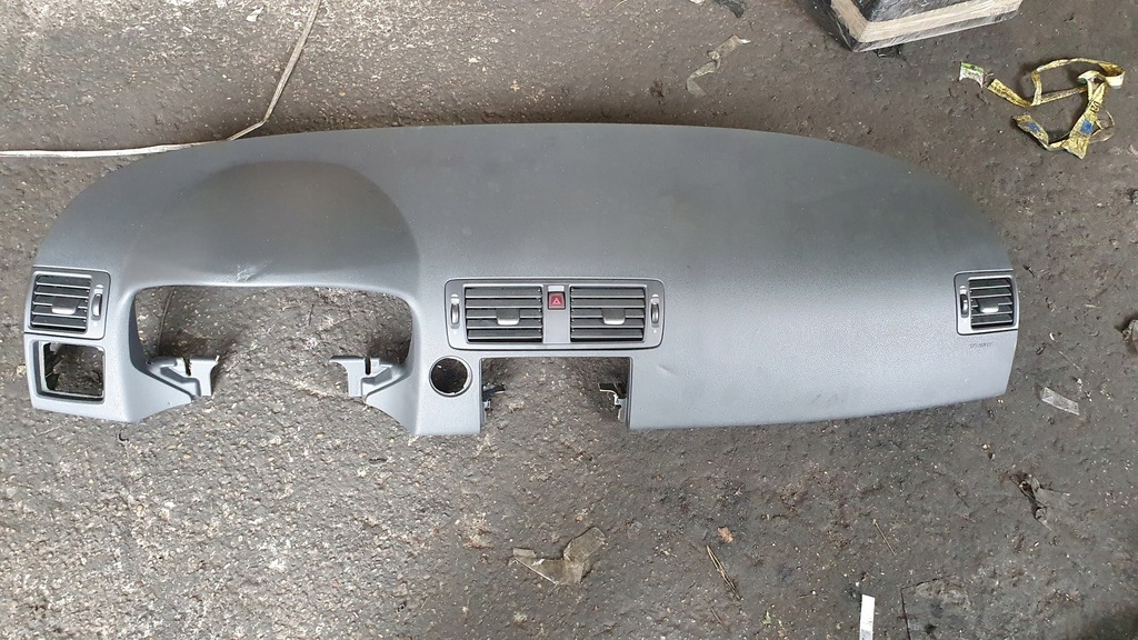 фото №1, Панель приладів приладова volvo c30 lift eu