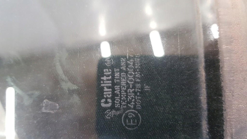 фото №2, Стекло дверь задняя задняя правая mazda tribute