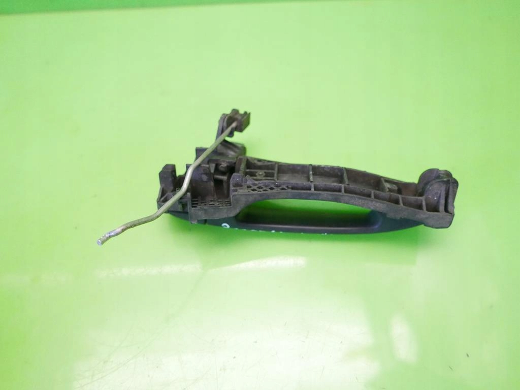 Ручка зовнішня права перед mercedes w168 a140 Зі Шроту