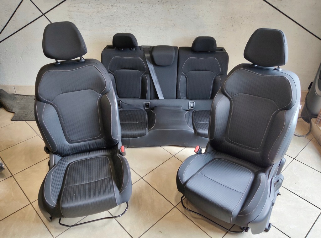 фото №1, Renault megane iv hb сиденья комплект заднее сиденье сиденье