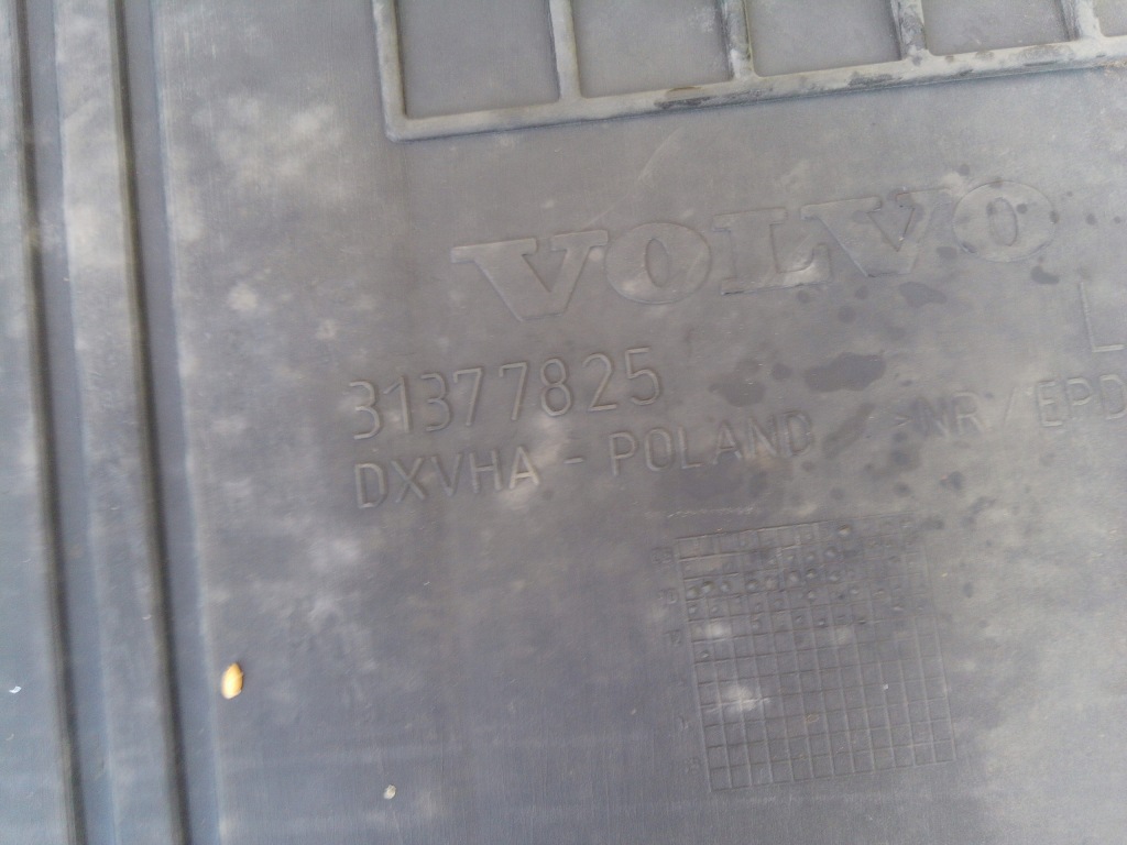 Volvo xc60 килимки гумові 31377825 31377826 31377827 31377828 13rok e Зі Шроту