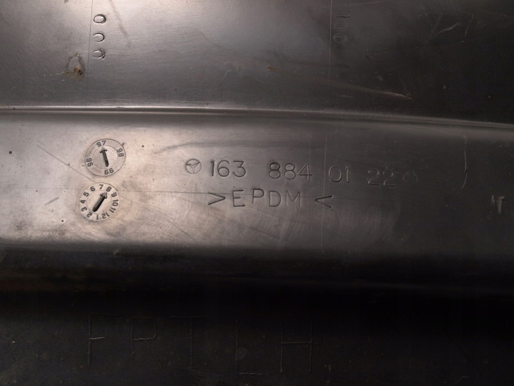 Подкрылок перед правое левая mercedesa w 163 98 rok в Украине