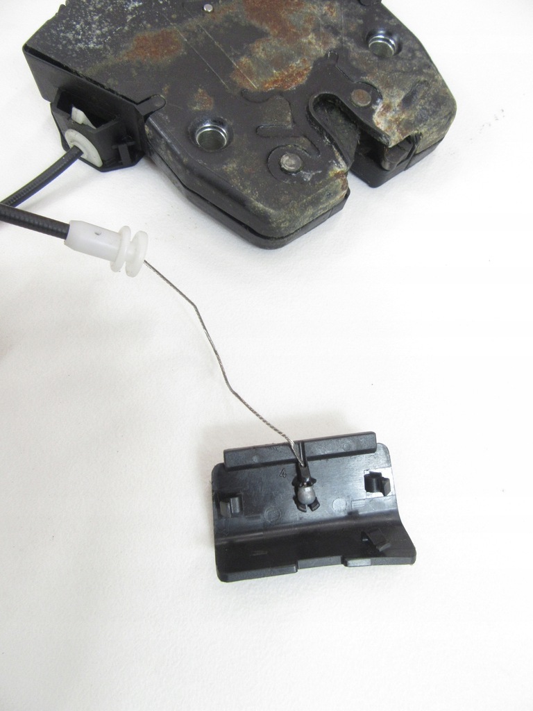 фото №7, Замок кришки багажника bmw e70 x5 7206579