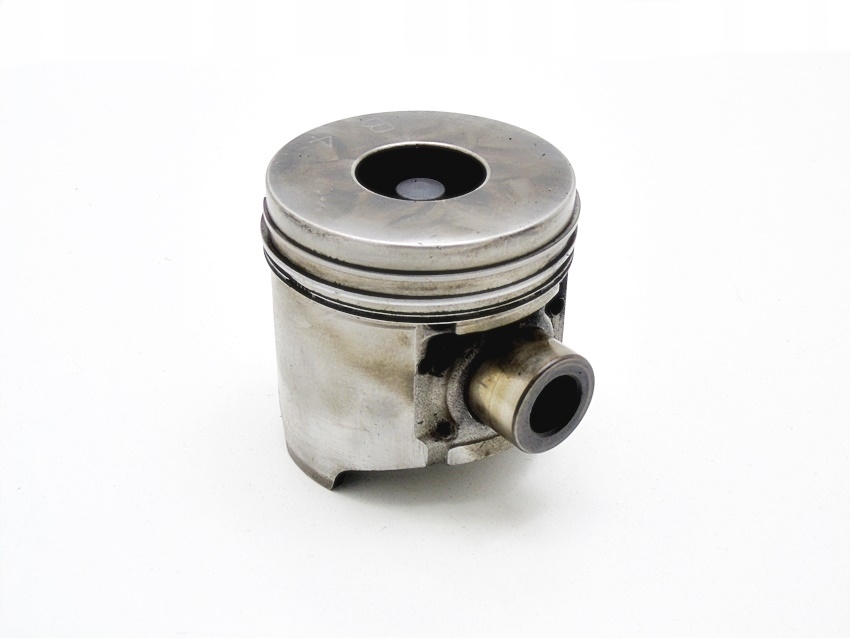 фото №1, Поршень 2.0 td dtid mazda premacy 626 323