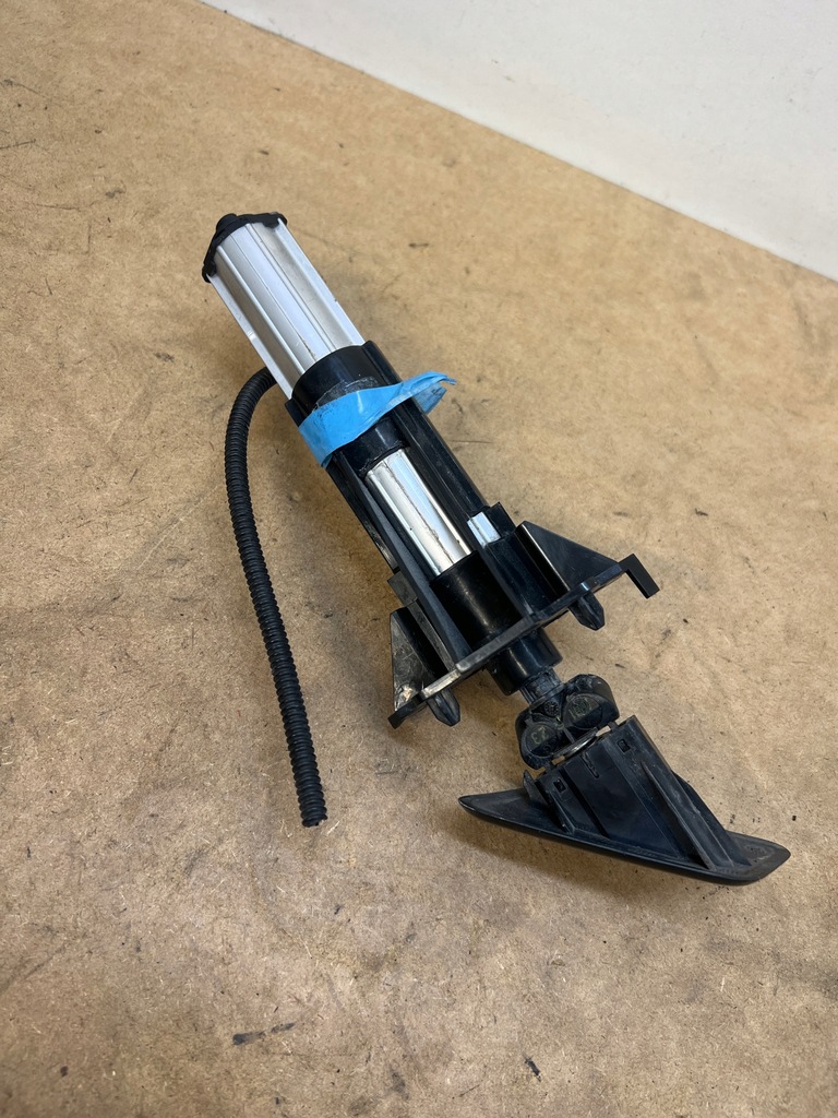 фото №3, Омивач лампи лівий заглушка ds4