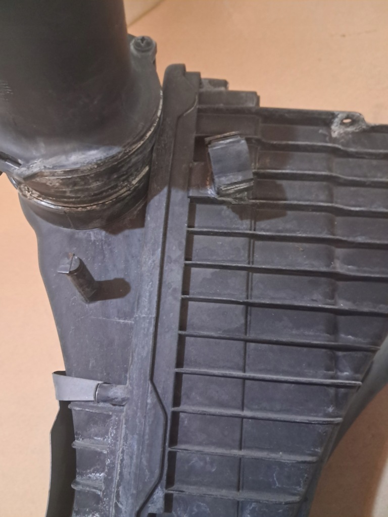 фото №12, Корпус фільтра повітря q7 4l touareg 3.0 tdi 7l6129601q