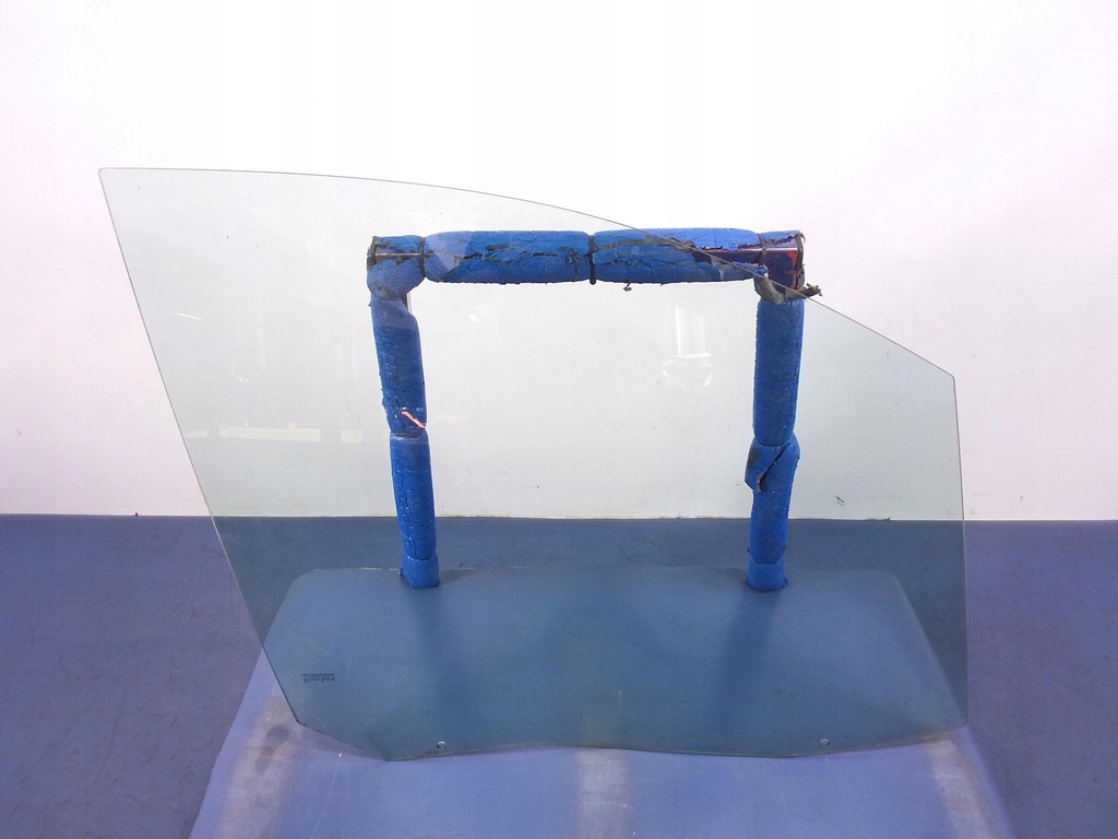 фото №1, 807 c8 ulysee стекло дверь перед правая 03