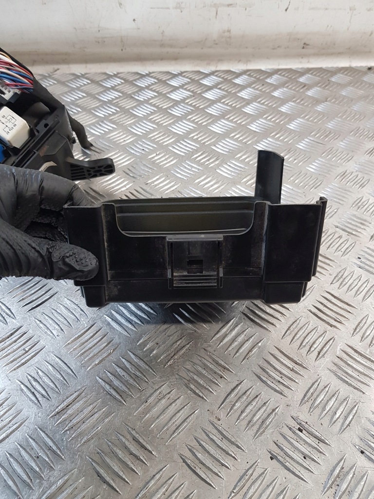 фото №10, Коробка предохранителей 18790-01030 hyundai i30 i 1.4b