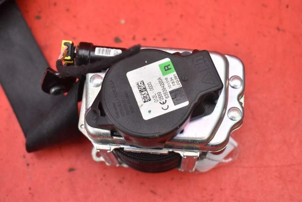 фото №5, Pas безопасности правый перед eu 635394200a jaguar f-pace x761 16-20