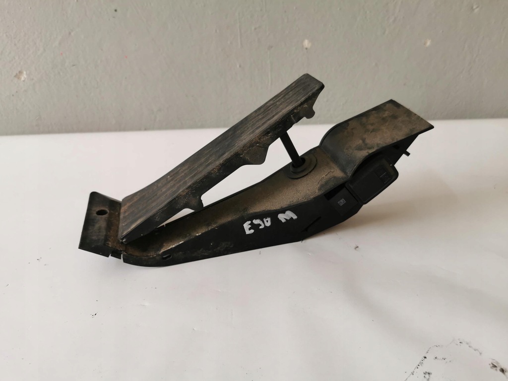 фото №1, Потенциометр газа bmw seria 3 e90 e91 6772646