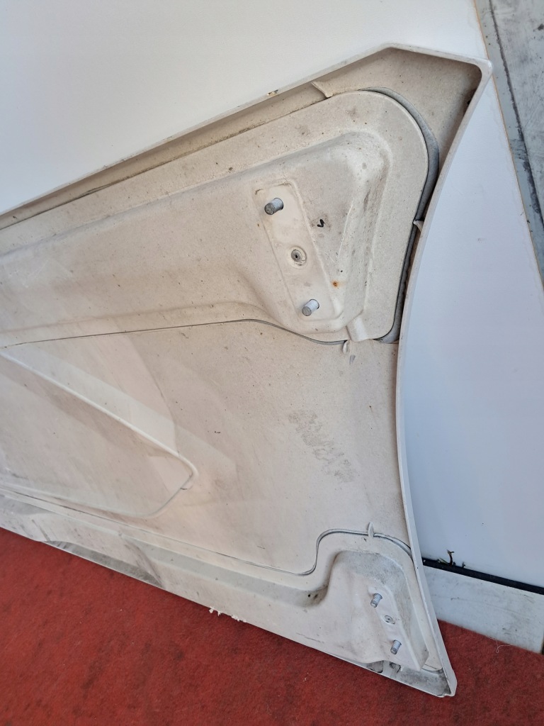 Спойлер międzyosiowy правий rh daf xf xg xg+ 2292749 2292753 Зі Шроту