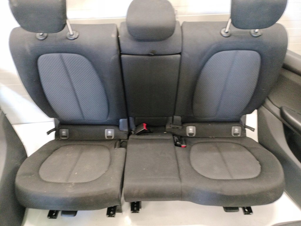 Сидіння сидіння заднє сидіння комплект середина bmw 2 f46 Зі Шроту