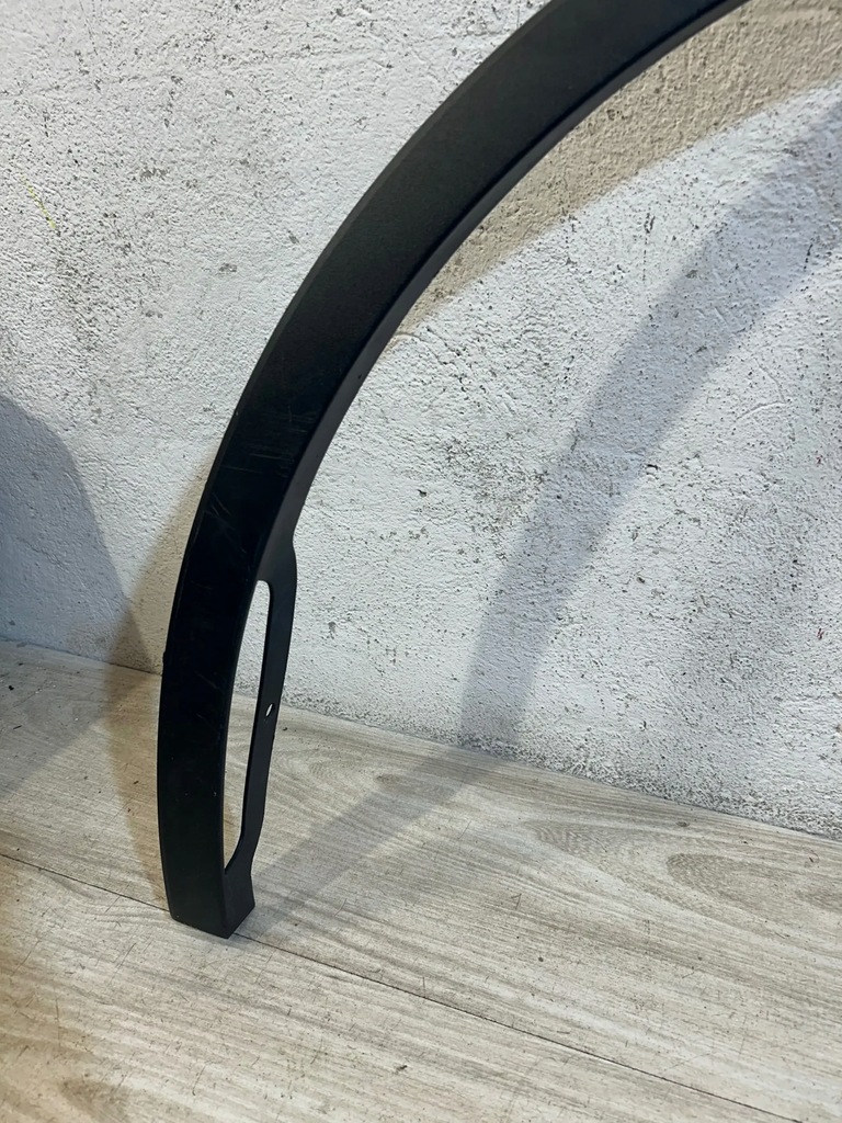 фото №6, Tesla model y молдинг na крыло правая перед