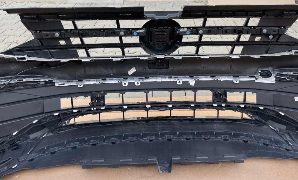 Бампер vw tiguan allspace рестайлінг  r-line w kolr lok1 l0k1 pdcx6 камера джгут Ціна