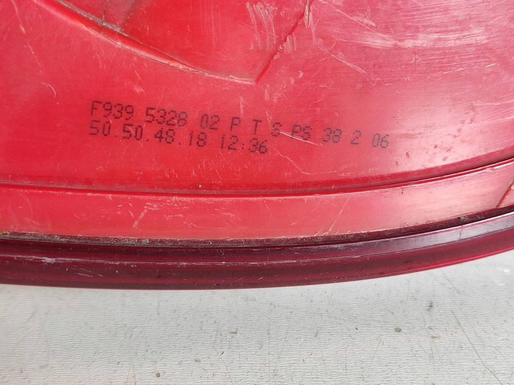 фото №9, Alfa romeo 159 2007 лампа задня/права сторона