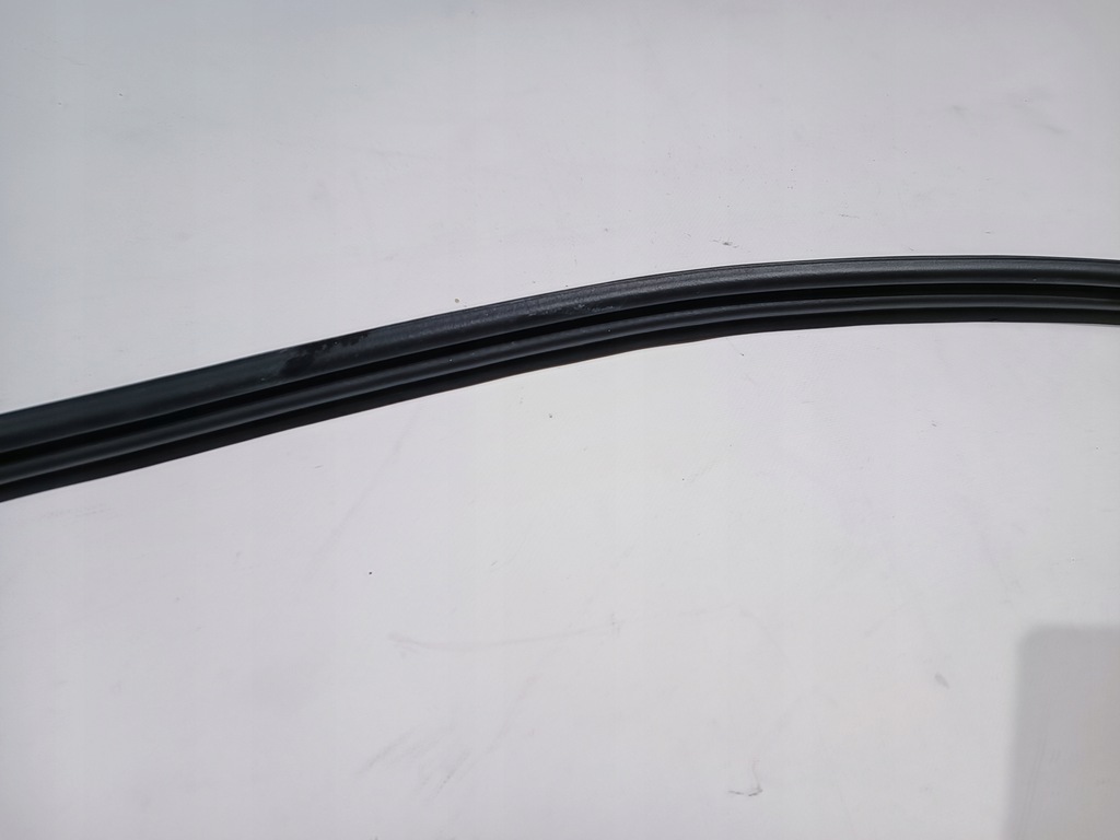 фото №7, Прокладка кришки багажника ford mustang vi cabrio