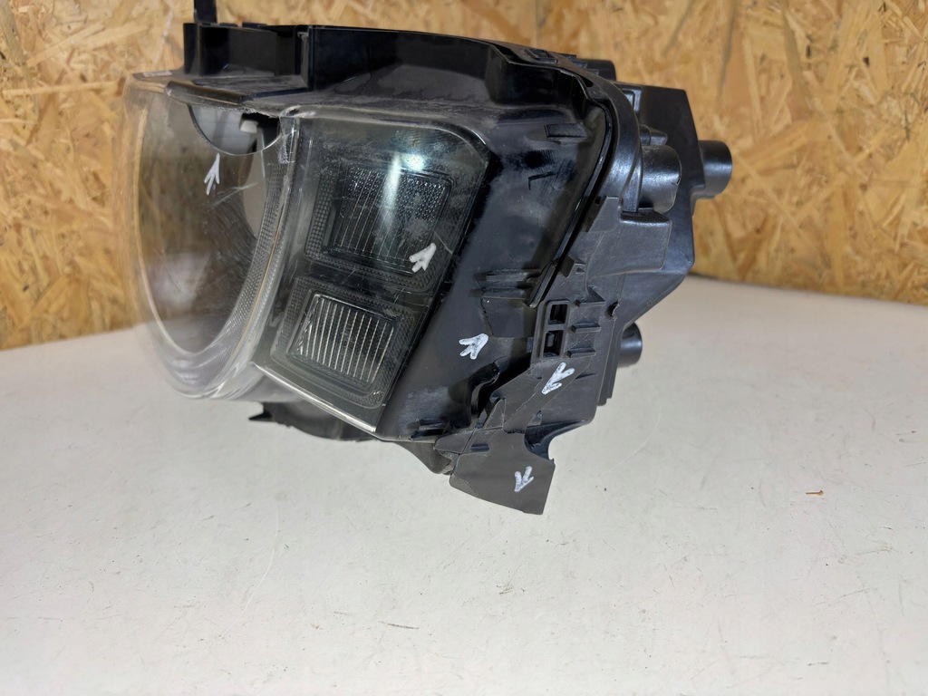 фото №6, Land rover defender 2021 лампы передние