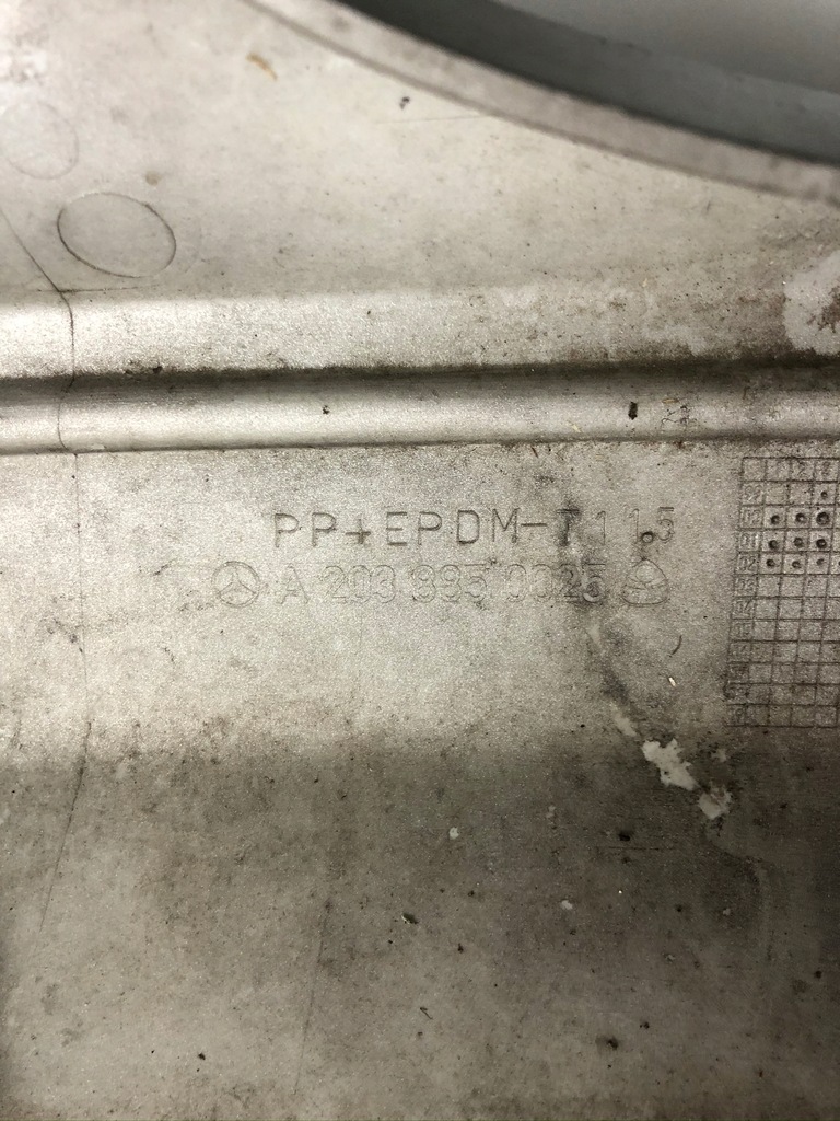 фото №15, Бампер передний перед mb c klasa 203 00-04 оригинальный номер