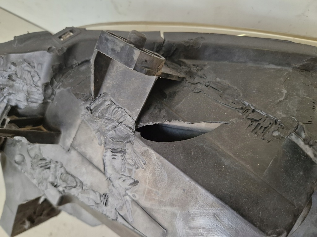 фото №10, Лампа правый перед citroen berlingo ii 14r 1.6 b