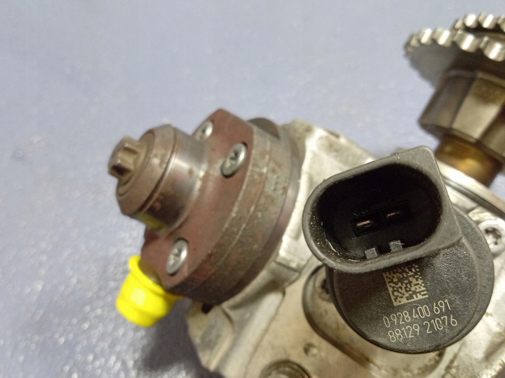 фото №5, Bmw 7 f01 f02 3.0d n57 245 km насос пального 7800025 n57d30