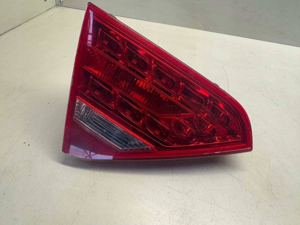 фото №1, Audi a5 8t sportback лампа лівий задня w кришка led 8t0945093a