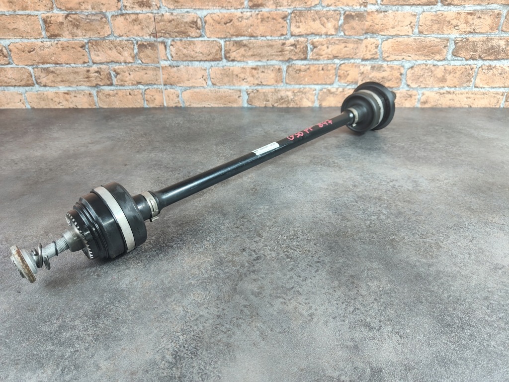 фото №1, Приводной вал правая задняя правый задняя 8664046 bmw 5 g30 g31 2.0d 520d