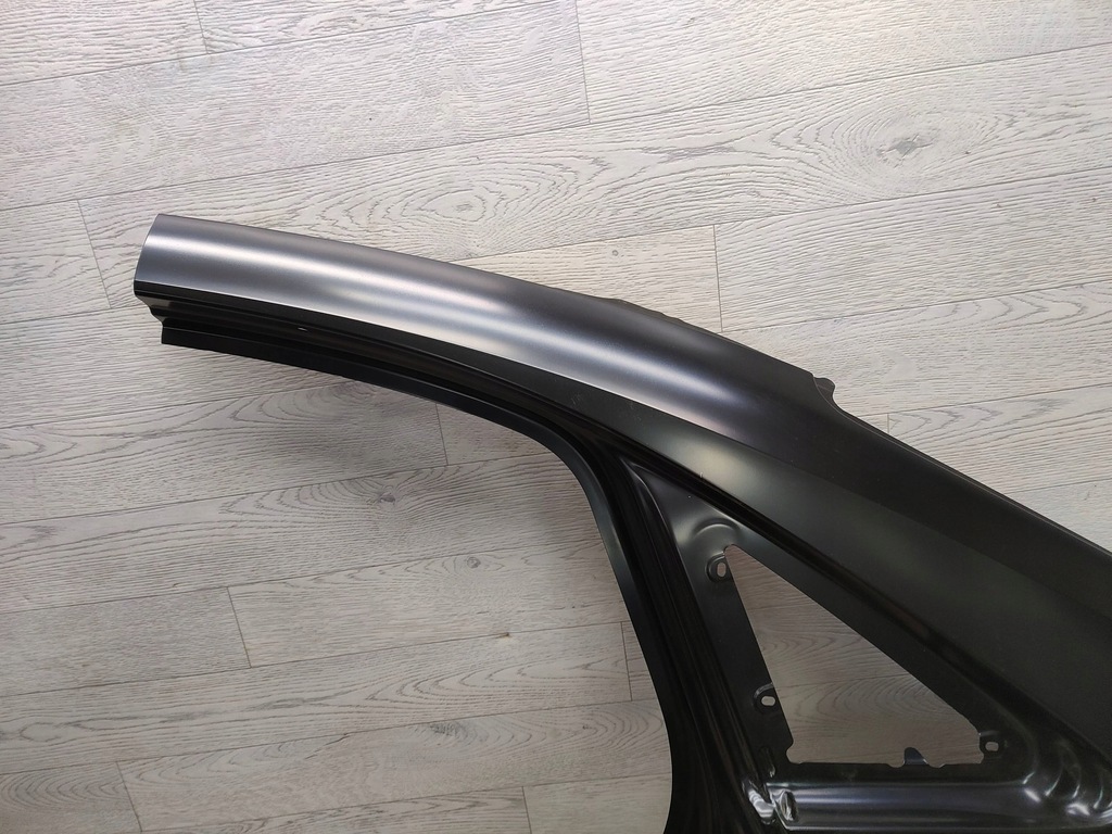 фото №11, Audi a3 8y 2024 задняя сторона левая наборы запчасти кузовных